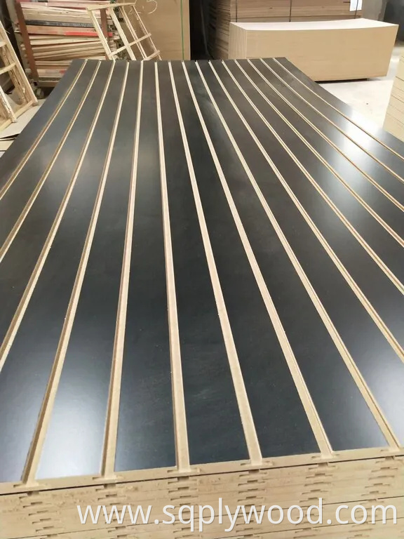 Linyi Factory 2-25mm Melamine Slatwall MDF Fiber Board Slot/Slotted Plain MDF for Furniture